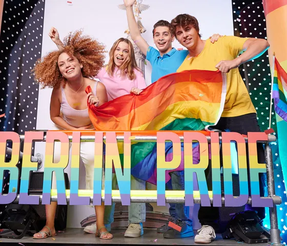 Influencer Pride 1920X960