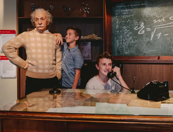 Kids with Albert Einstein