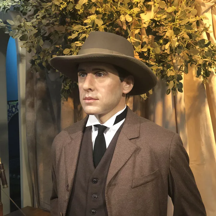 banjo paterson wax work in brown hat